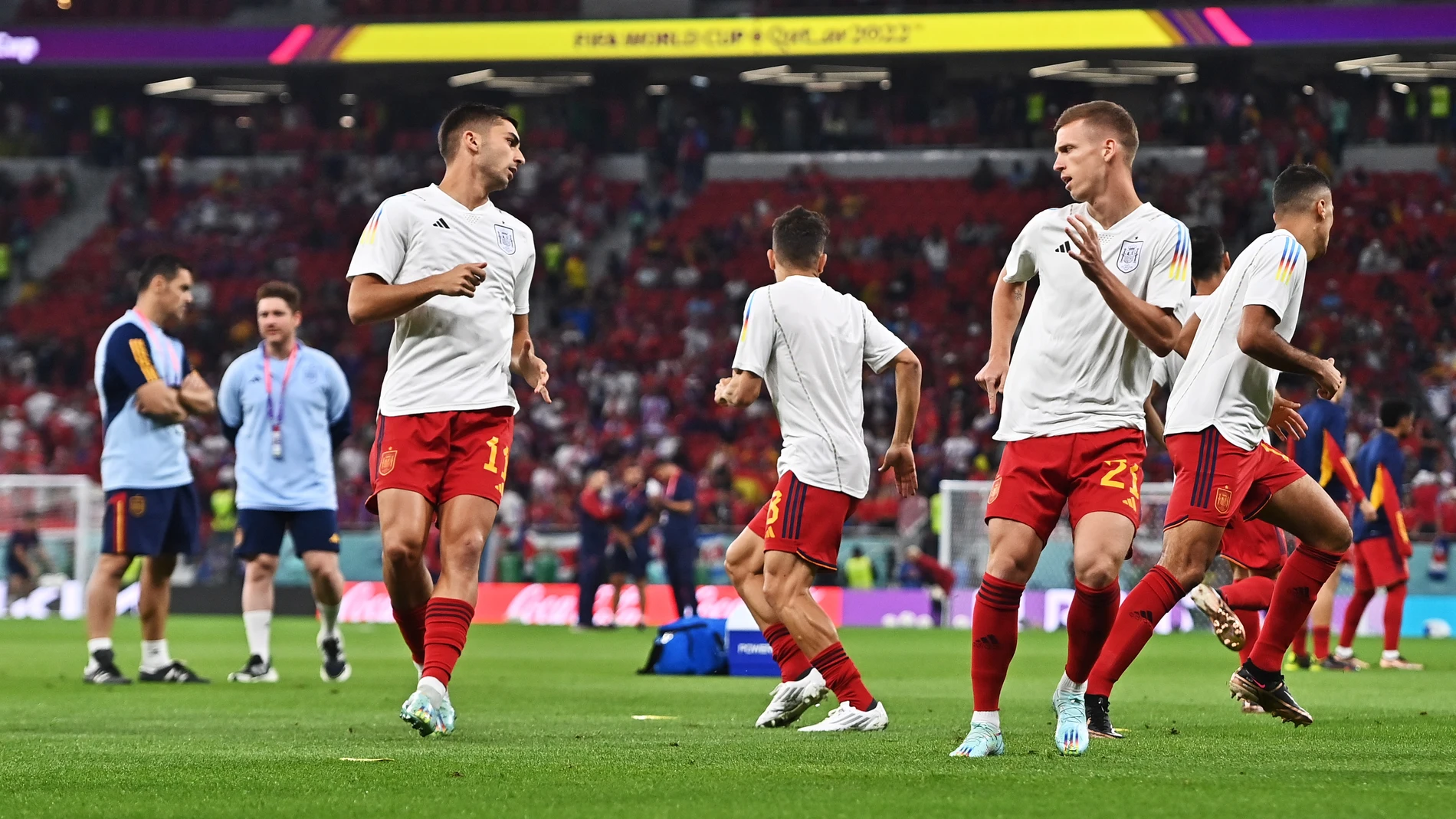 Los jugadores de España, en el calentamiento