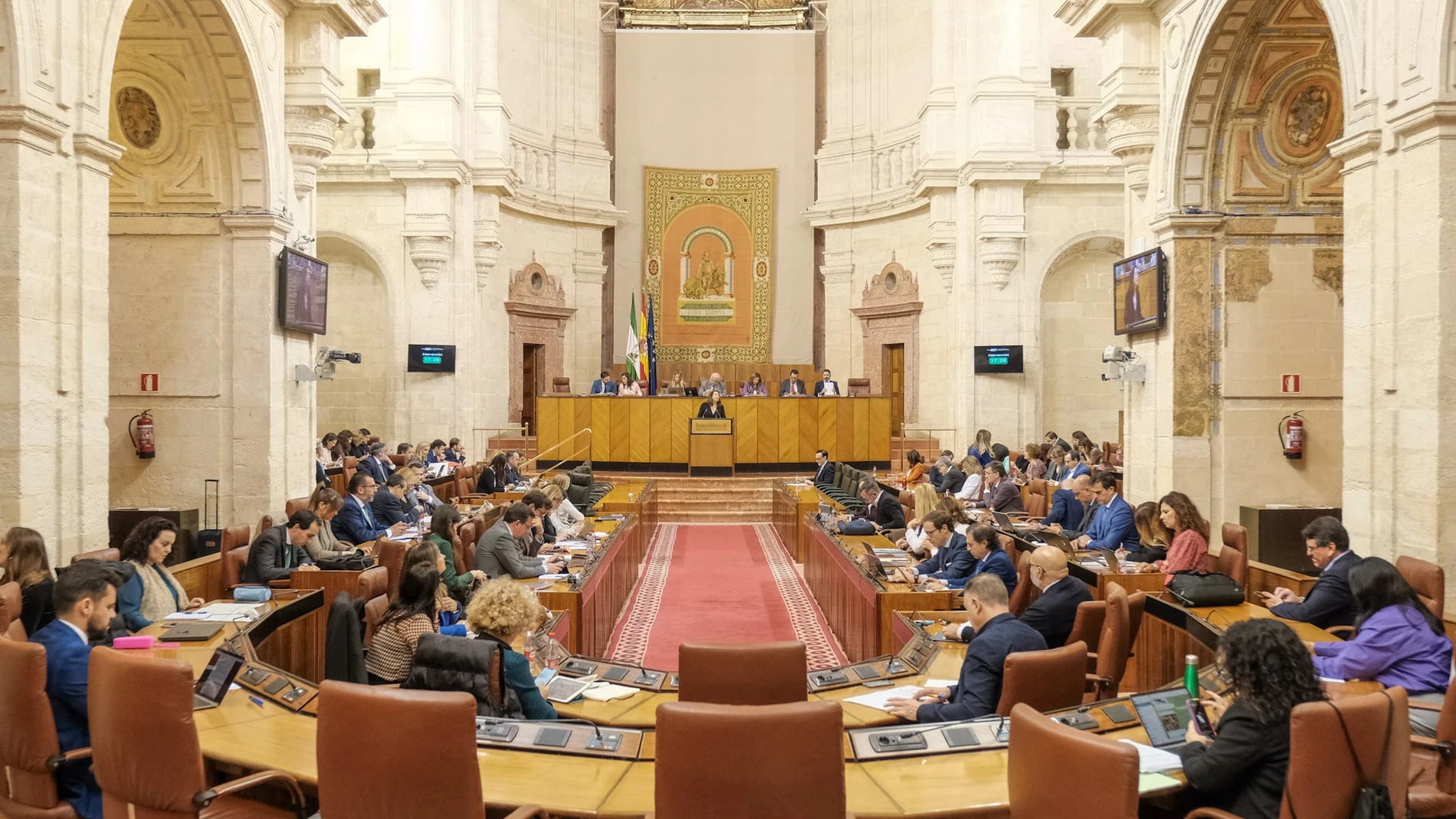 Salón de Plenos del Parlamento andaluz