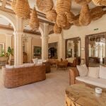 Una decoración con objetos reciclados en el Hotel Ansares, situado en Tarancón (Cuenca)