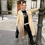 Ana Milán con sudadera y leggings.