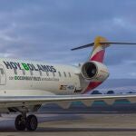 Un avión de Iberia con biocombustible en el Aeropuerto de Sevilla