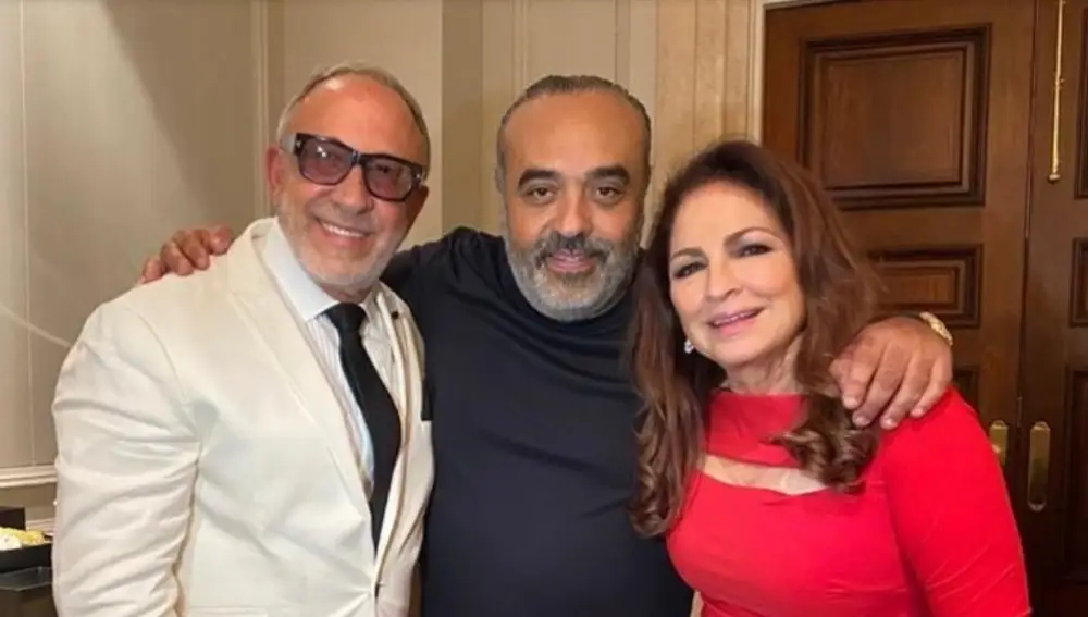 Chico Castillo con Gloria y Emilio Estefan