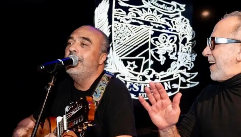 Chico Castillo actuando con Emilio Esteban