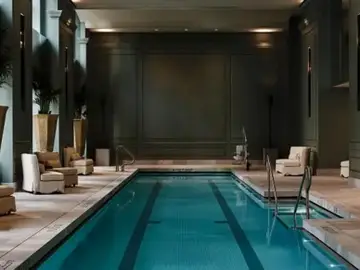 Así es la piscina interior de la Steinway Tower. Así es la piscina interior de la Steinway Tower.