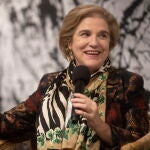 La escritora Pilar Rahola presentó en Barcelona su nueva novela, "Ocell d'aire i de foc", en la que vuelve a la saga de la Merceneta. EFE/Marta Perez