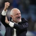 Graham Arnold, después de la clasificación de Australia para octavos de final, tras derrotar a Dinamarca