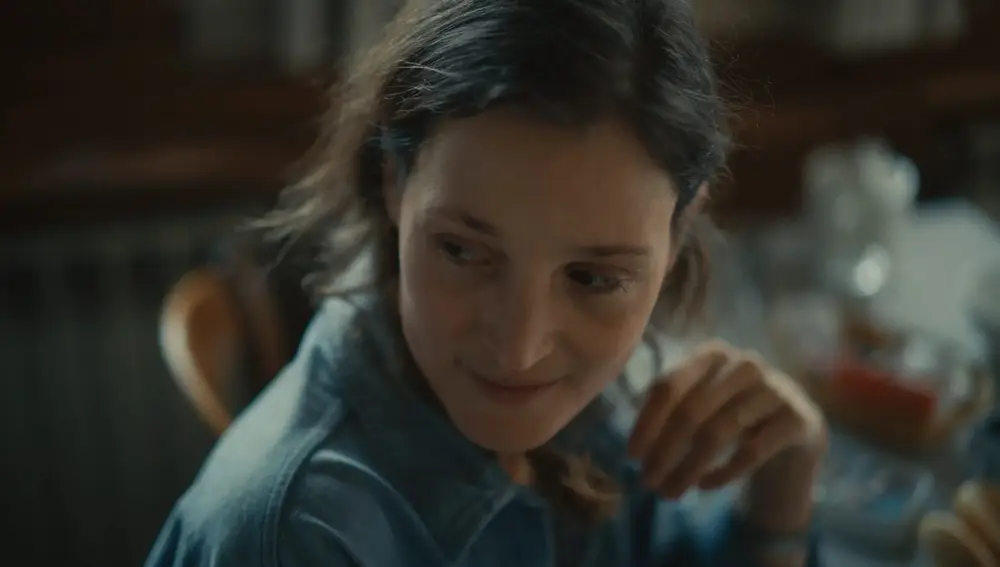 Vicky Krieps en "Abrázame fuerte", la nueva película de Mathieu Amalric
