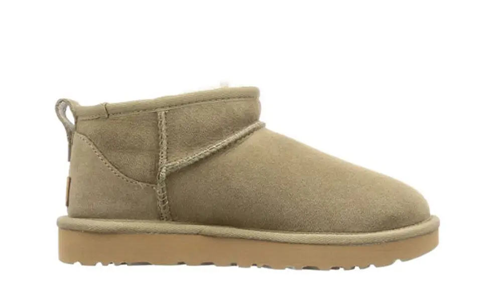 Ugg mini.