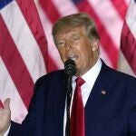 El ex presidente de EE UU se halla cada vez más aislado entre los republicanos