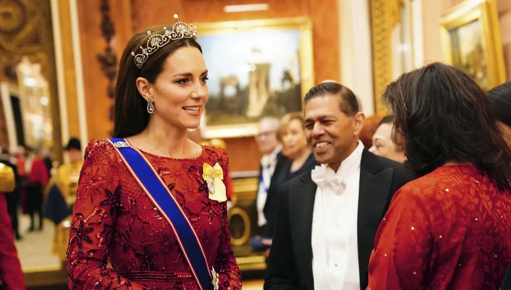 Kate Middleton en la recepción al Cuerpo Diplomático en el Palacio de Buckingham