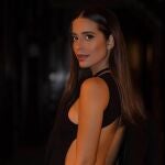 María Fernández-Rubíes con botas altas de Mango