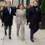Mañueco llega al acto institucional junto a Feijóo, Díaz Ayuso y Fernando López Miras