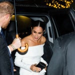 Meghan y Harry, en la entrega del premio Ripple of Hope.