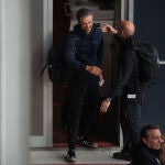 El seleccionador nacional de fútbol, Luis Enrique Martínez (i), y el presidente de la Real Federación Española de Fútbol (RFEF), Luis Rubiales