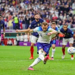 Harry Kane, en el momento de fallar su segundo penalti en los cuartos de final entre Inglaterra y Francia