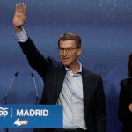 El presidente del Partido Popular, Alberto Núñez Feijóo, y la presidenta del PP de Madrid y de la Comunidad, Isabel Díaz Ayuso