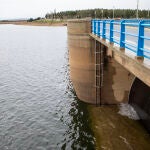 Los pantanos ascienden a niveles cercanos a su capacidad. En la imagen, la presa salmantina de Santa Teresa