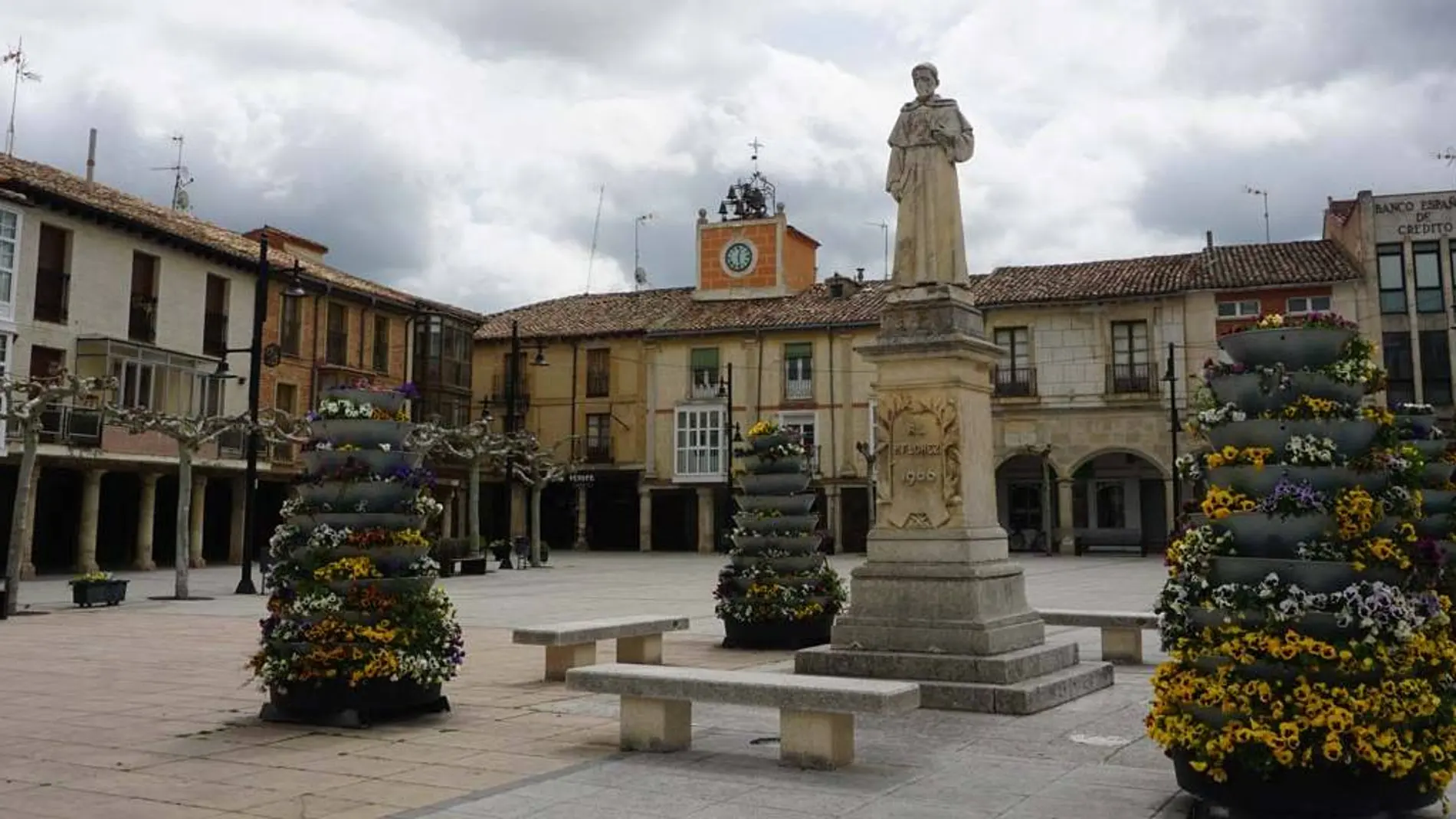 Plaza Mayor de Villadiego (Burgos)