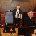 Pleno extraordinario de la Diputación de León. En la imagen, el presidente y los vicepresidente de la institución provincial, Eduardo Morán, Nicanor Sen y Matías Llorente