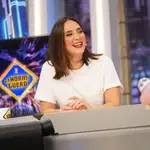 Tamara Falcó con look navideño en 'El Hormiguero'.