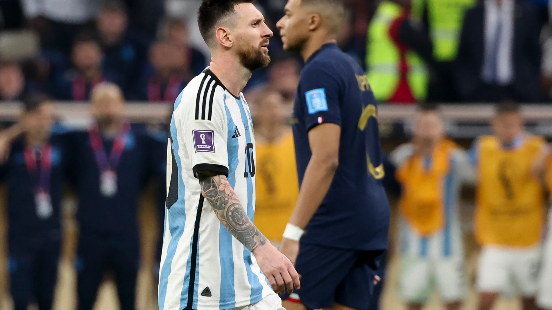 El pique entre Lionel Messi y Kylian Mbappe durante la final fue más que evidenteAFP7 18/12/2022 ONLY FOR USE IN SPAIN