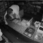Captura de la grabación de una cámara de seguridad durante uno de los robosGUARDIA CIVIL19/12/2022