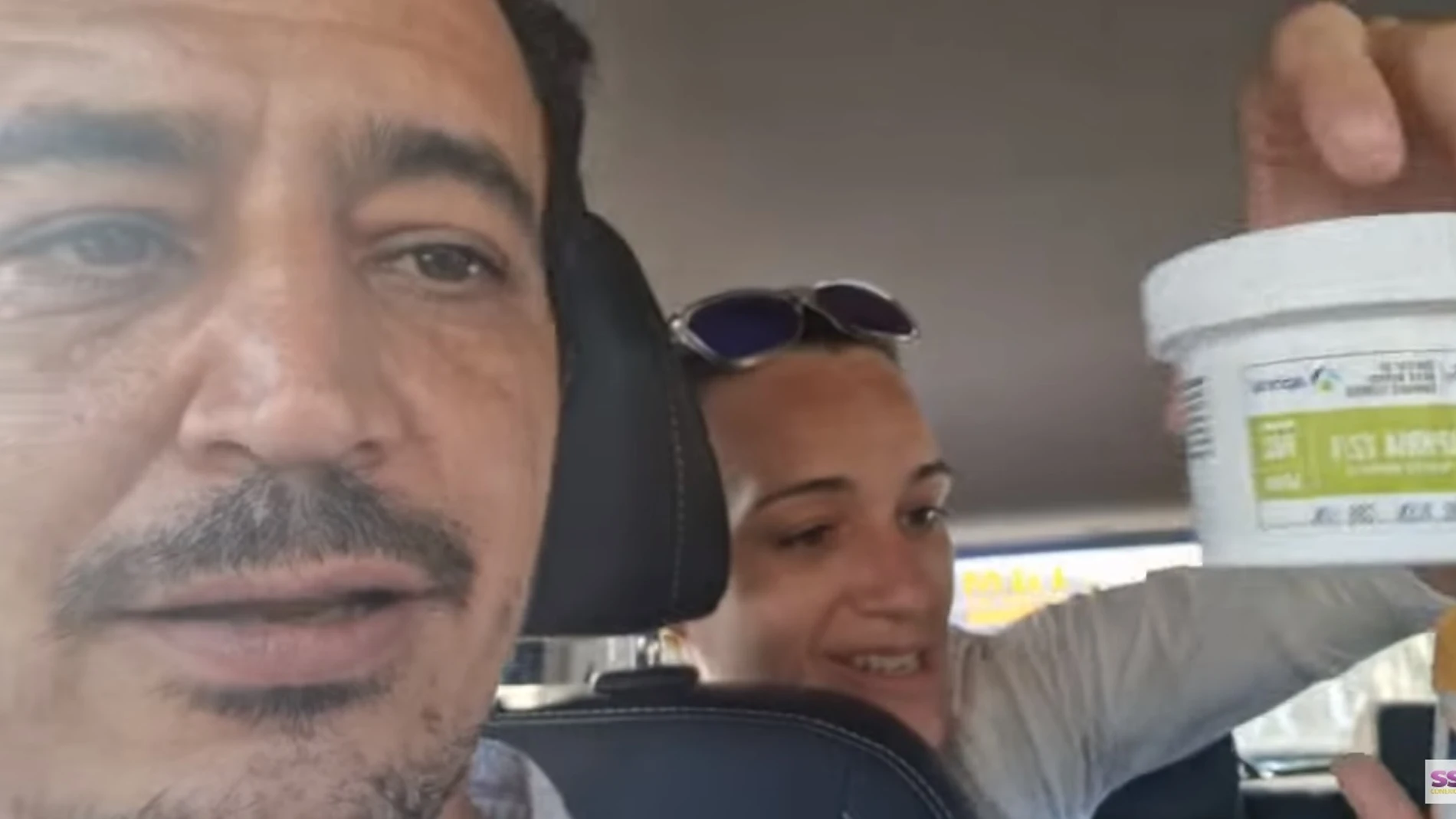 Silvia y Simón muestran su investigación sobre THC