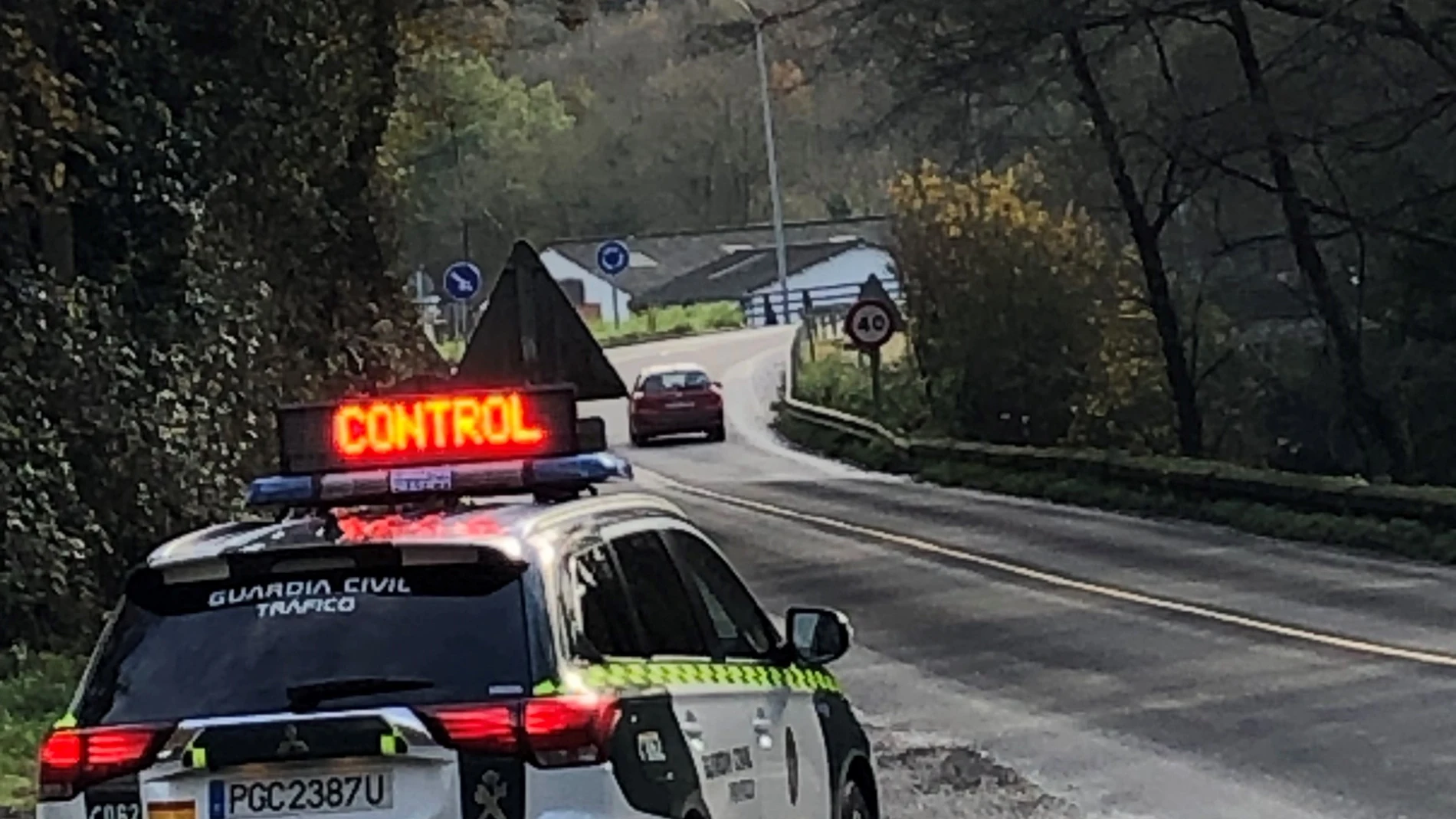 La Guardia Civil ha montado controles para localizar a los agresores