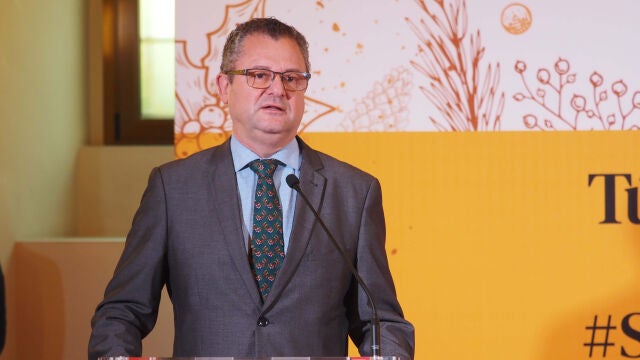 El consejero de Agricultura, Ganadería y Desarrollo Rural, Gerardo Dueñas