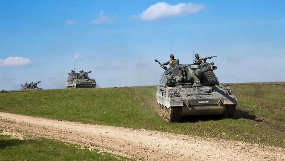 Panzerhaubitze 2000 en acción.