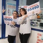Los loteros de Jerez que han vendido un décimo de 'El Gordo' de Navidad. EUROPA PRESS