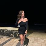 Anabel Pantoja recurre para Nochebuena a un vestido de menos de 30 euros