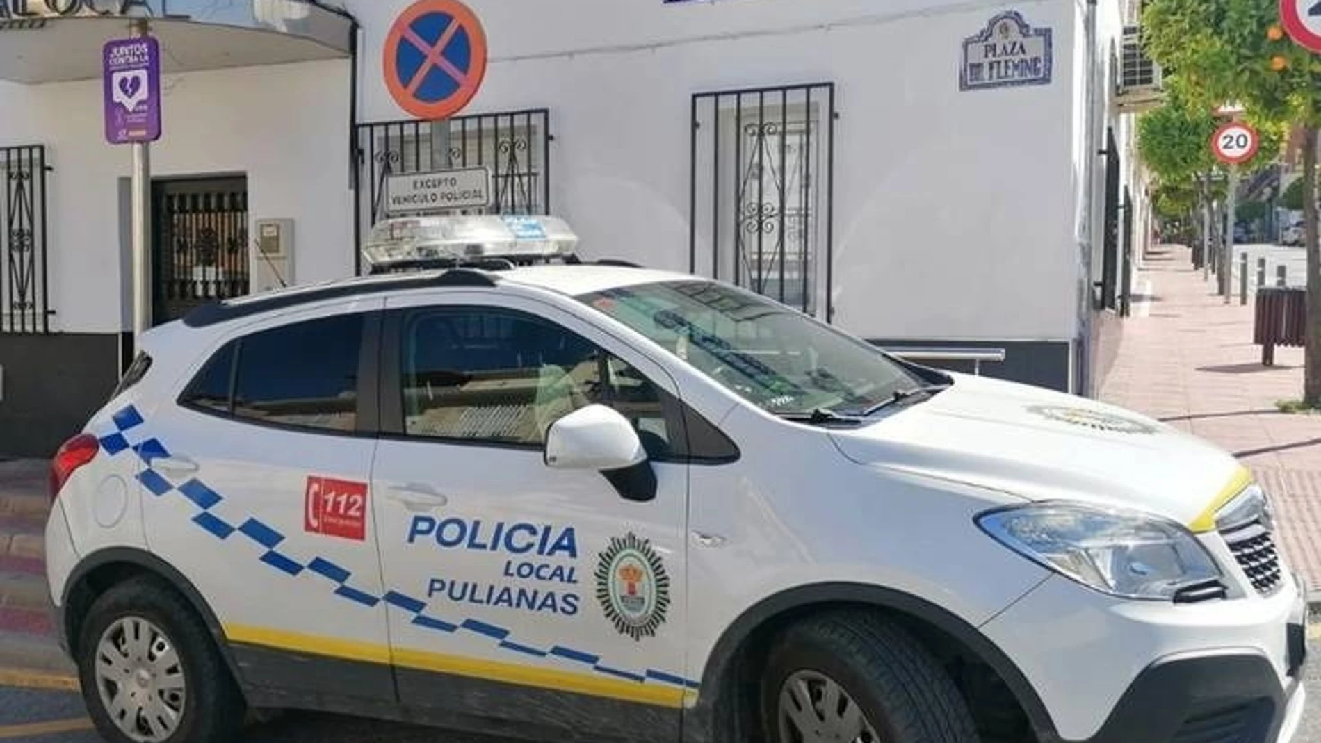 Coche patrulla de la Policía Local de Pulianas