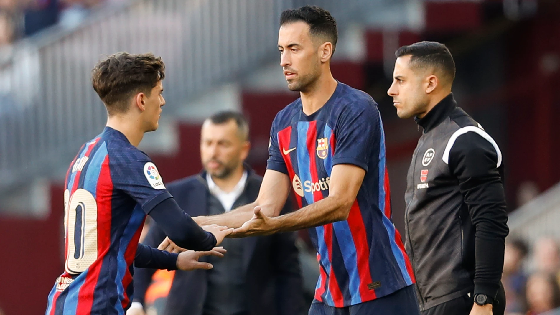 Sergio Busquets con el Barcelona. EFE/Andreu Dalmau