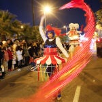 Acróbatas durante la cabalgata de Reyes 2023