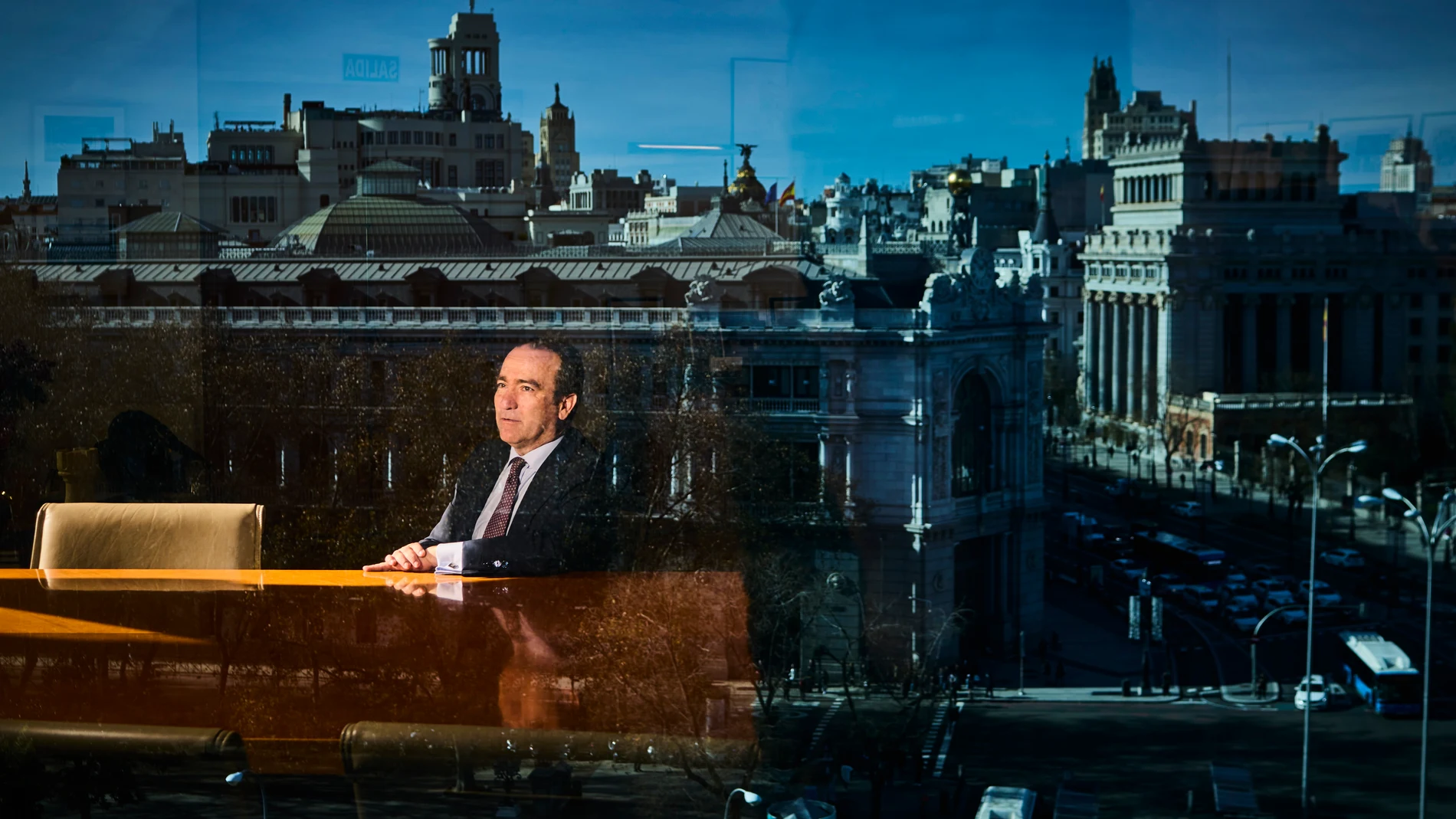 Borja Carabante, en su despacho del palacio de Cibeles, sede del Ayuntamiento