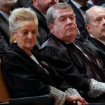 Los cuatro nuevos magistrados del TC -de izda, a dcha. María Luisa Segoviano, César Tolosa, Juan Carlos Campo y Laura Díez-, ayer, en su toma de posesión