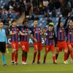 Los jugadores del Barcelona celebran la clasificación para la final