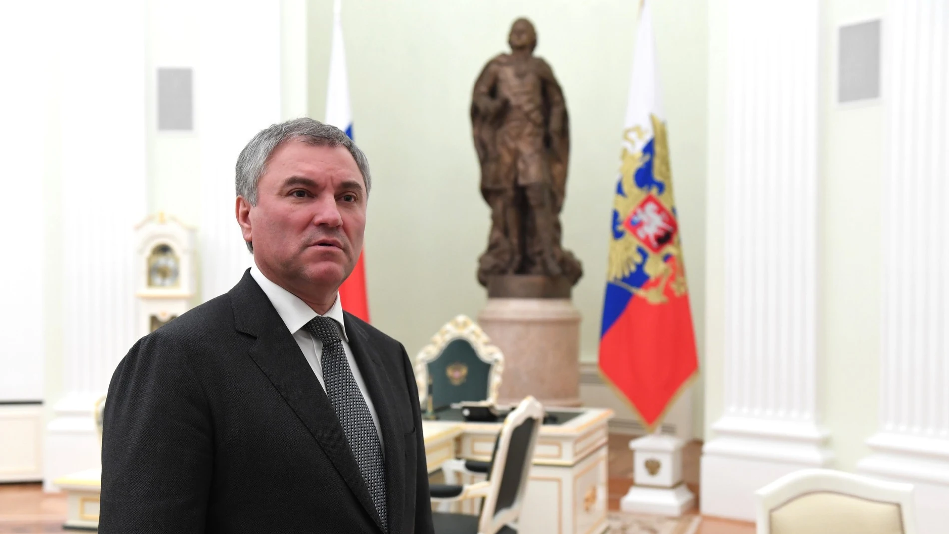 El presidente de la Duma rusa, Vyacheslav Volodin, en un encuentro con Vladimir Putin