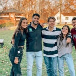 Irene Ruiz, junto a otros estudiantes becados por Awex Education