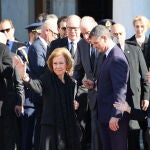 La Reina Sofía y el Rey Juan Carlos a la salida funeral por el rey Constantino de Grecia en la Catedral Metropolitana de Atenas, a 16 de enero de 2023, en Atenas (Grecia).FUNERAL;REALEZA;GRECIA;ATENAS;FAMILIAS REALES;EUROPARaúl Terrel / Europa Press16/01/2023
