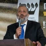 El ministro del Interior y de Sanidad Aryeh Deri