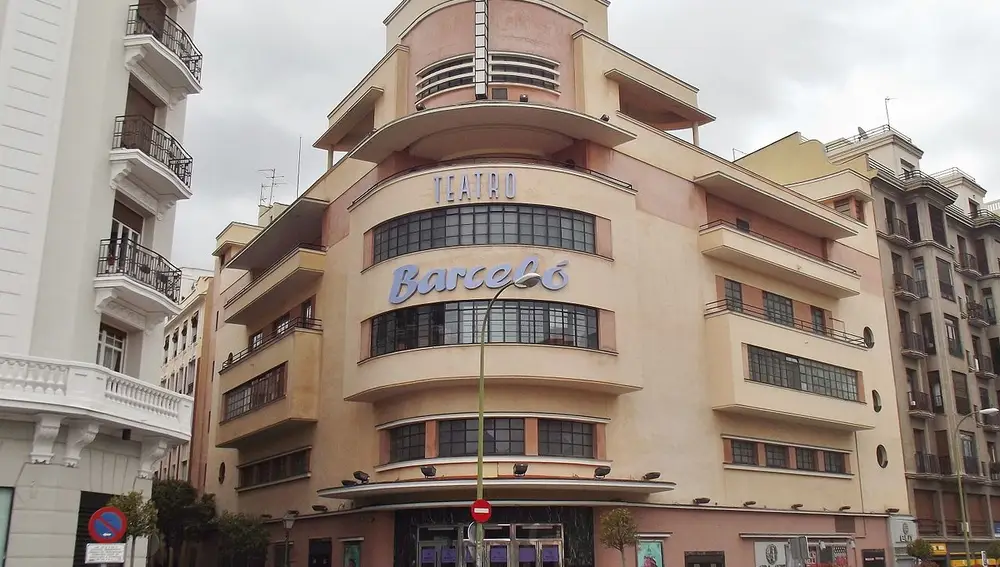 Fachada del Teatro Barceló