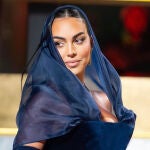 Georgina Rodríguez deslumbra en Arabia con sus lookazos.