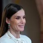 La Reina Letizia durante la recepción al cuerpo diplomático acreditado en España, en el Palacio Real.