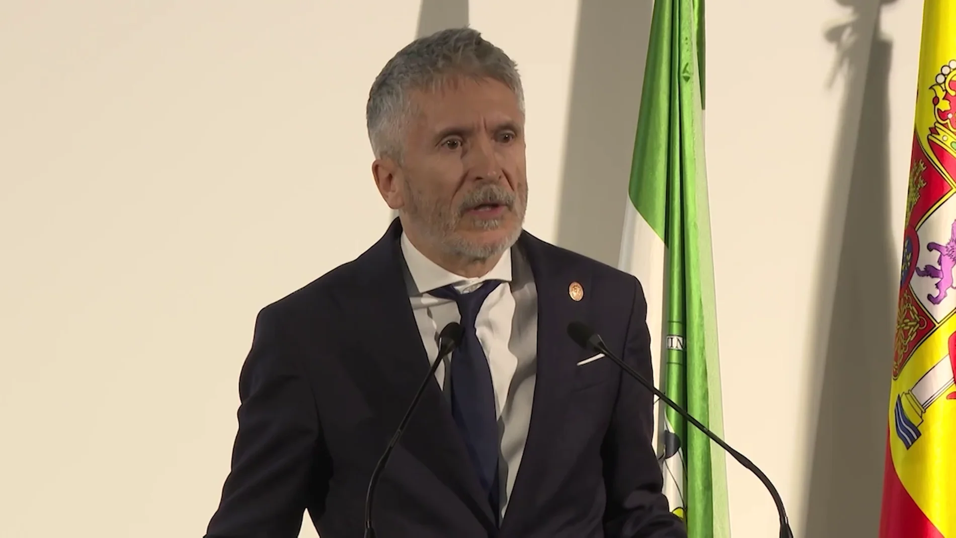 Marlaska dice que todas las hipótesis "continúan abiertas"