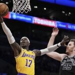 Dennis Schröder, base de Los Angeles Lakers