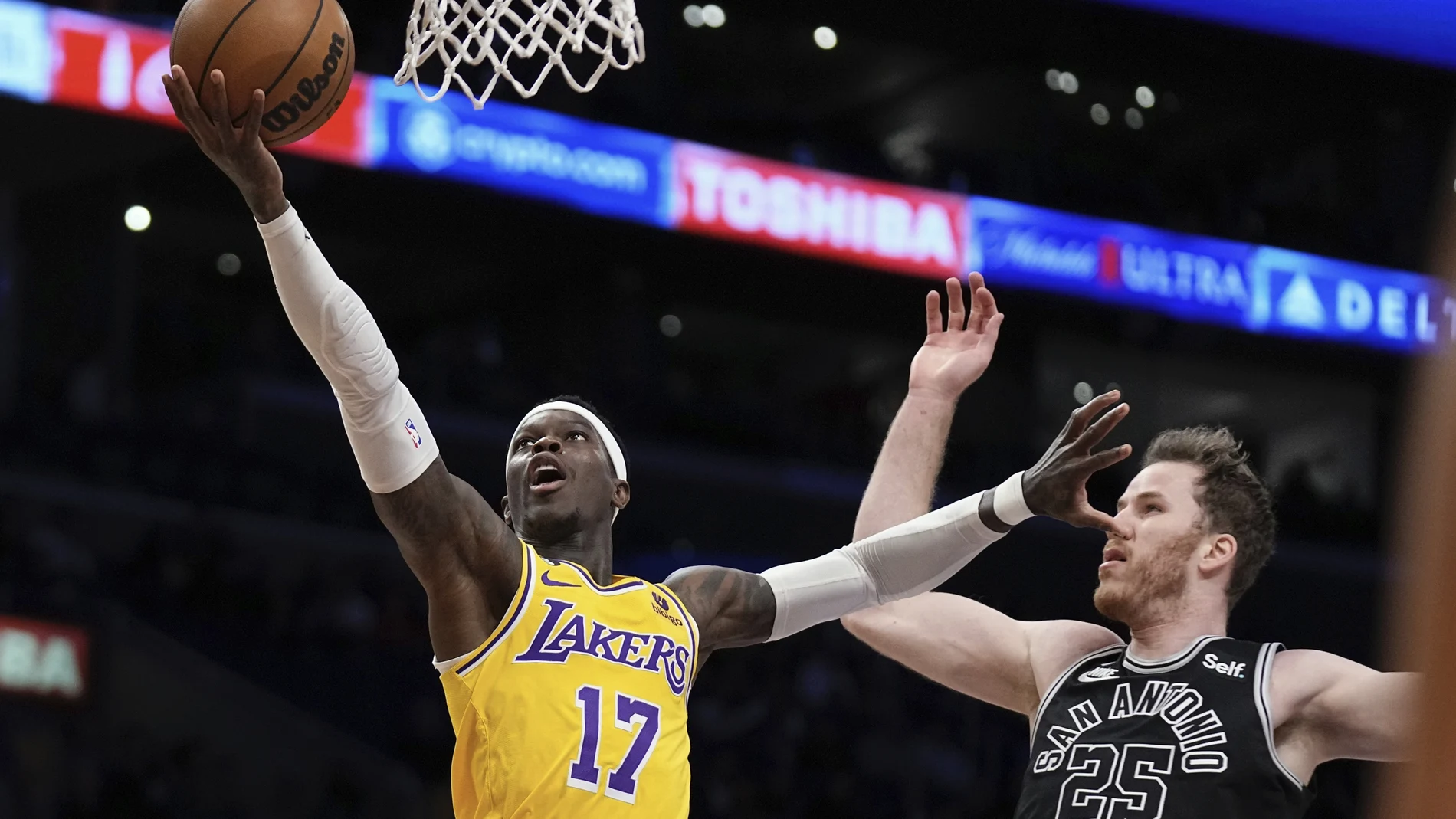 Dennis Schröder, base de Los Angeles Lakers