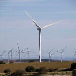 El sector energético es uno en los que más inestabilidad inversora hay. En la imagen, aerogeneradores en Zaragoza