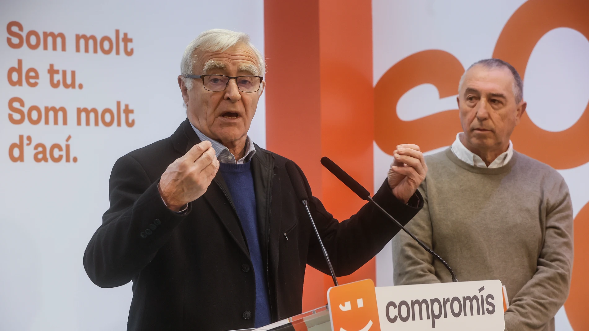 El alcalde de València y portavoz de Compromís por Valencia, Joan Ribó, en rueda de prensa, en la sede de Compromís